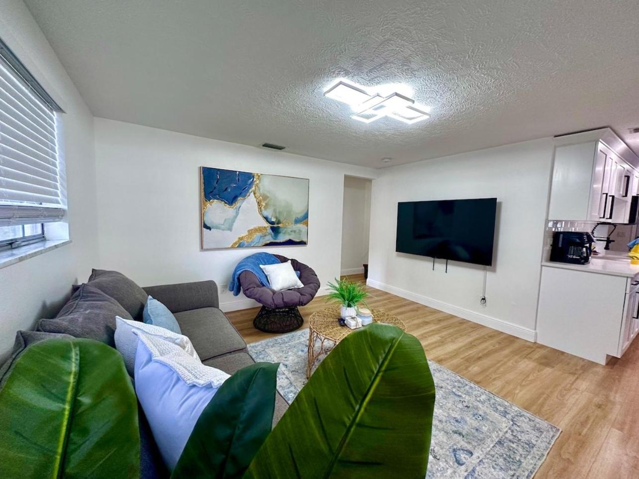 Beautiful And Relaxing 3 Bedrooms 2 Kings Beds Tampa Esterno foto